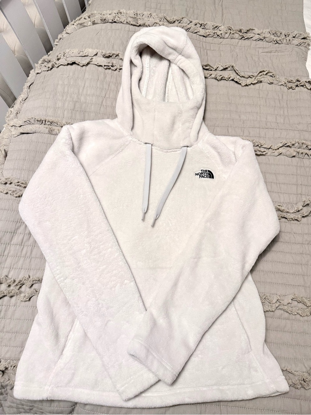The North Face Women's White Plush Fleece Hoodie size medium